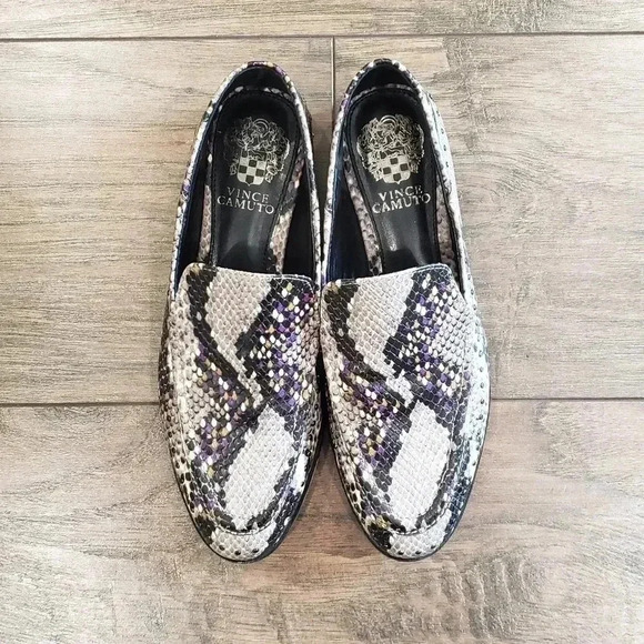 Vince Camuto Jendeya Seashell Leather Multicolor Snake Print Loafers Size 6 - Picture 2 of 9
